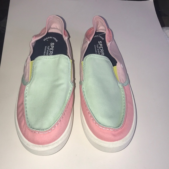 Women’s/Girl’s Pastel Canvas Sperry Slip-ons - Picture 1 of 9